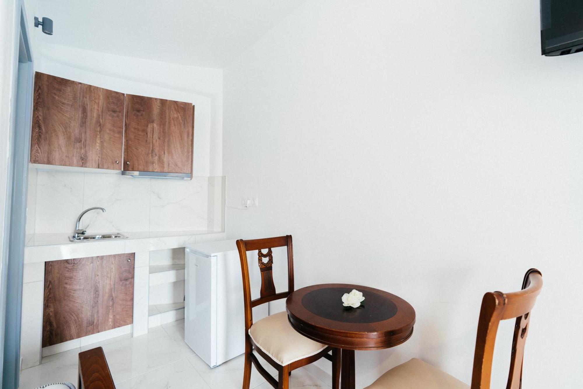 Dodomar Selection Hotel Perissa  Ngoại thất bức ảnh