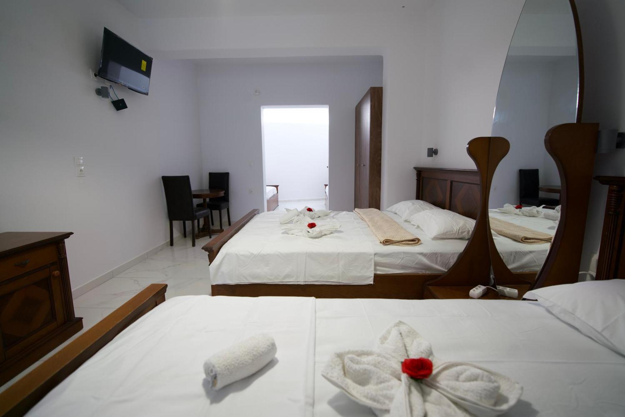 Dodomar Selection Hotel Perissa  Ngoại thất bức ảnh